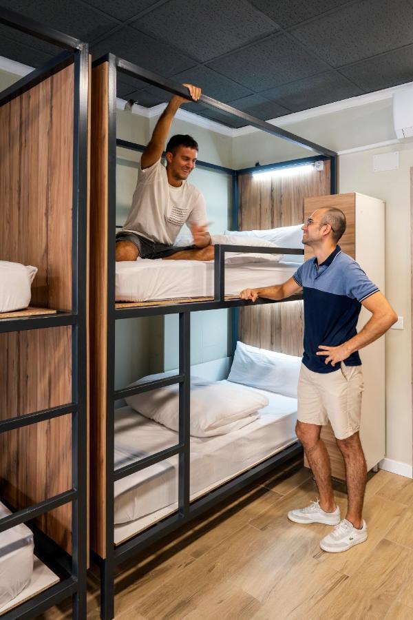 Bed 10-Bed Mixed Dormitory Room